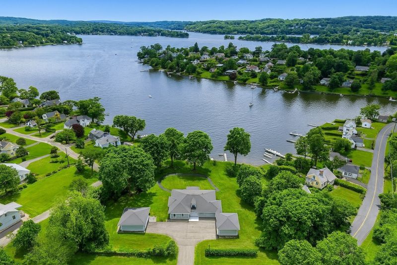 Local Brick Hardscaping in Brookfield, CT
